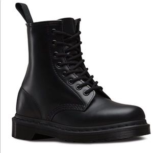 doc martens original all black boots